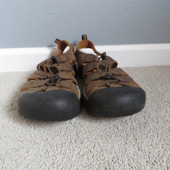 Sandals_&_Flip_Flops
